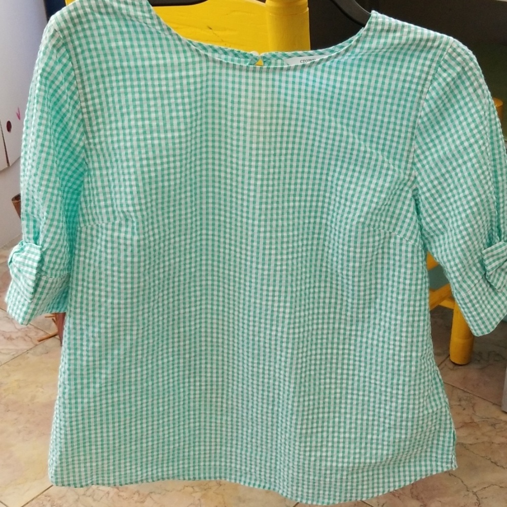 Crown and Ivy size M blouse